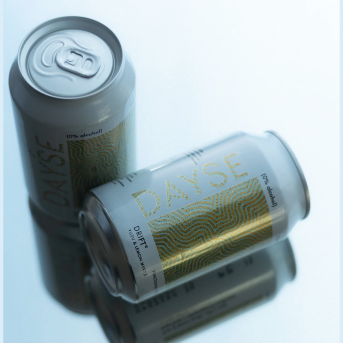 DAYSE Drift original two cans reflection photo